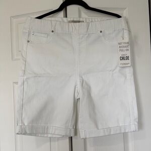 NWT Women's White Bermudas